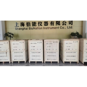 戰(zhàn)高溫斗酷暑，為某省疾控緊急運(yùn)送一批高壓滅菌器